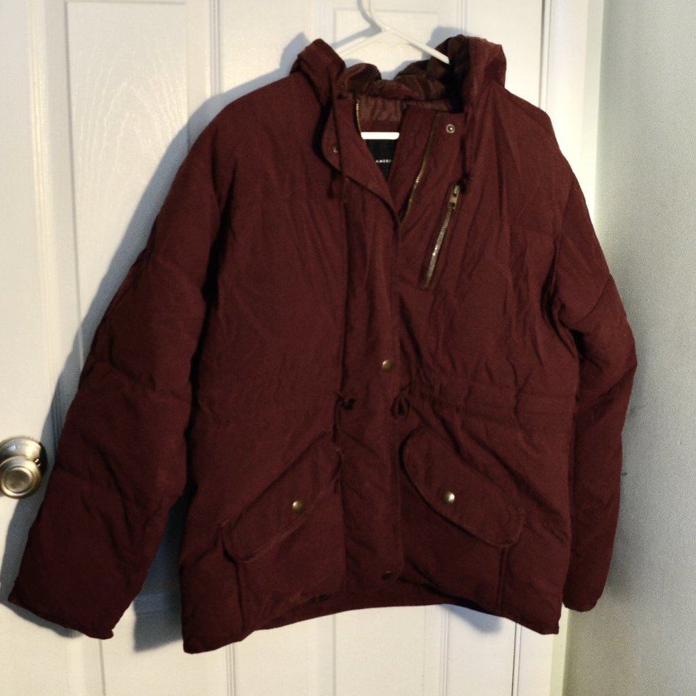 Womens Burgundy Hooded Puffer Jacket